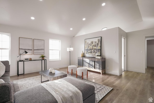 865 W 1800 N, Mapleton, UT 84664 - living area with lofted ceiling, recessed lighting, light wood-style floors, and baseboards