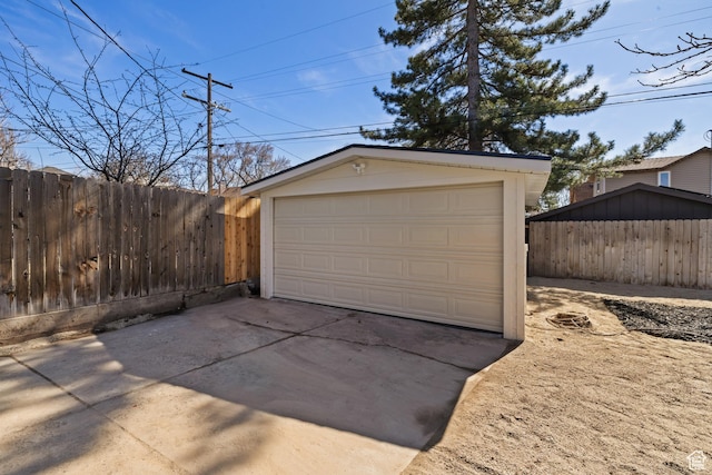 1444 E Sherman Ave, Salt Lake City, UT 84105 - detached garage with fence