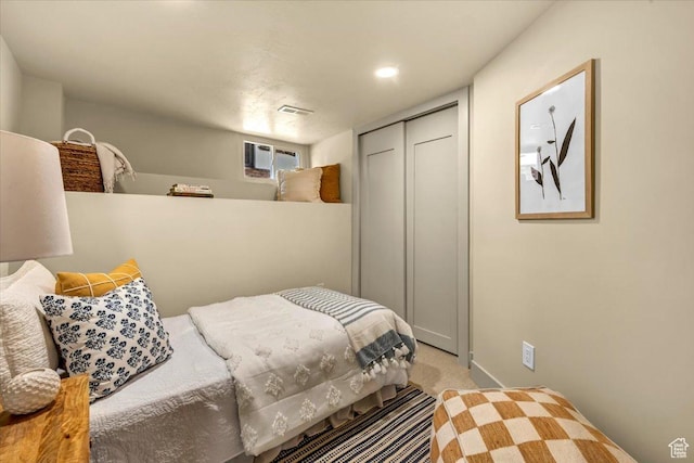 1444 E Sherman Ave, Salt Lake City, UT 84105 - carpeted bedroom featuring a closet and visible vents