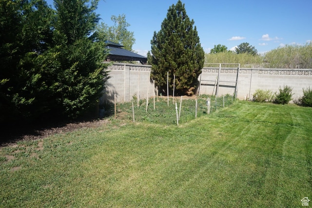 6835 S Larabrook Way, West Jordan, UT 84084 - view of yard with fence