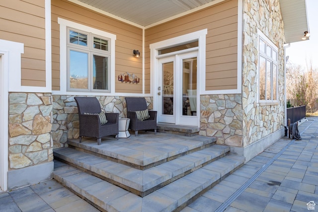 view of patio / terrace with covered porch