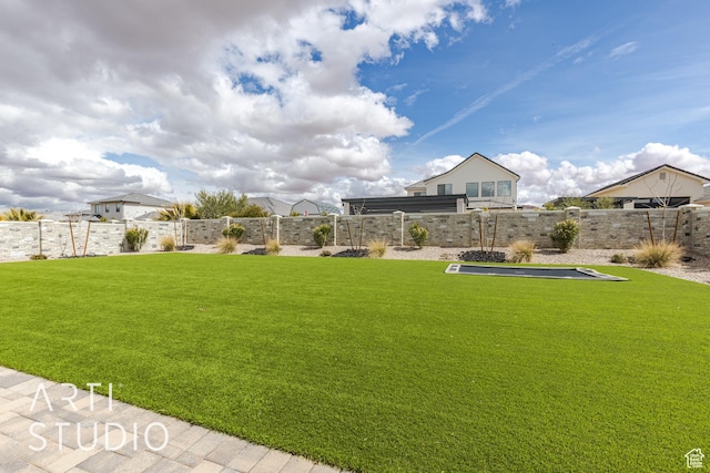 3823 S Kennedy Ln, Washington, UT 84780 - view of yard featuring a fenced backyard