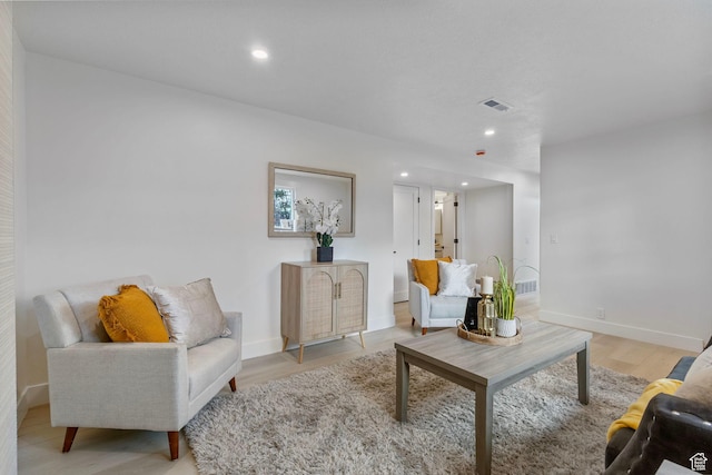 2605 E Portsmouth Ave S, Cottonwood Heights, UT 84121 - living area with visible vents, recessed lighting, baseboards, and light wood-style floors