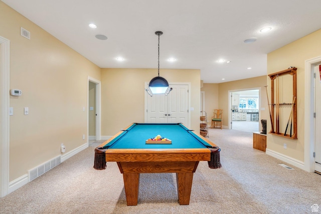 game room with recessed lighting, visible vents, light colored carpet, and baseboards