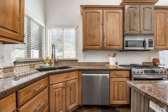 2652 E 6500 S, Uintah, UT 84403 - kitchen with stainless steel appliances, a sink, and plenty of natural light