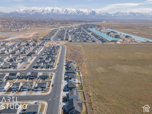 2211 W Parkview Dr, Syracuse, UT 84075 - drone / aerial view featuring a mountain view