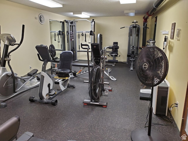 123 E 2nd Ave N Unit T-9, Salt Lake City, UT 84103 - workout area featuring a textured ceiling
