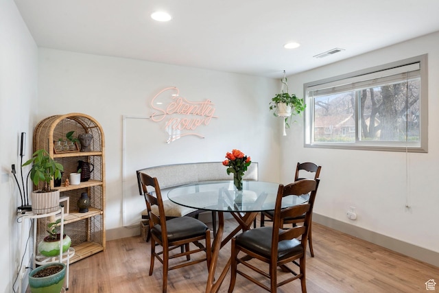 191 N Ash Creek Dr, Toquerville, UT 84774 - dining room with recessed lighting, visible vents, baseboards, and light wood finished floors