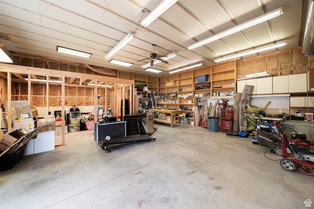 191 N Ash Creek Dr, Toquerville, UT 84774 - garage featuring a workshop area and a ceiling fan
