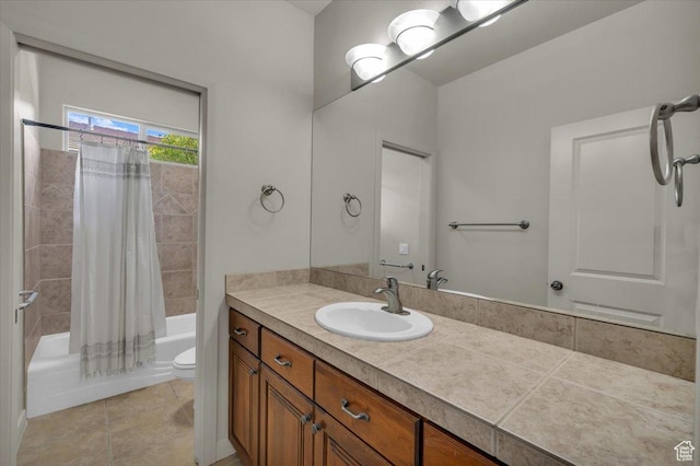 409 N Country Ln Unit 3, St George, UT 84770 - full bathroom with vanity, shower / tub combo, toilet, and tile patterned flooring
