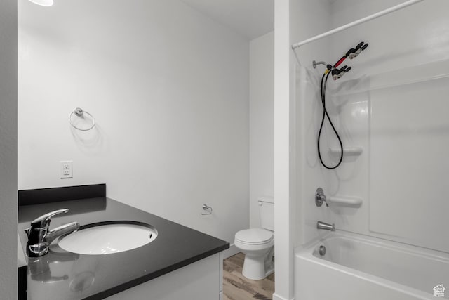 875 S Depot St Unit 344B, Clearfield, UT 84015 - bathroom featuring vanity, bathing tub / shower combination, toilet, and wood finished floors