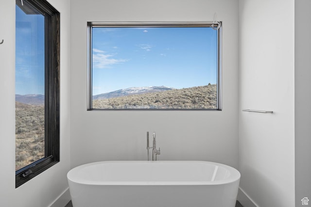 6421 E Evening Star Dr, Kamas, UT 84036 - full bath featuring baseboards and a soaking tub