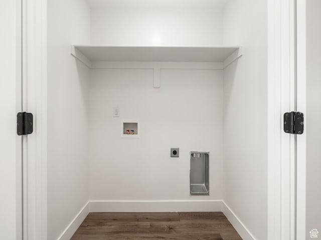 804 W 900 S, Springville, UT 84663 - laundry area featuring baseboards, hookup for an electric dryer, laundry area, washer hookup, and dark wood-type flooring