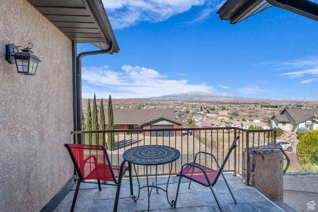 1060 E Summit Ridge Dr, St George, UT 84790 - balcony featuring a mountain view and a residential view