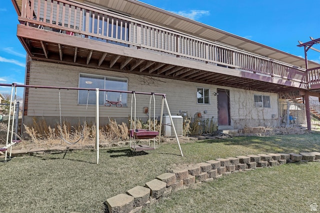 141 W 3500 S, Bountiful, UT 84010 - back of house with cooling unit and a lawn