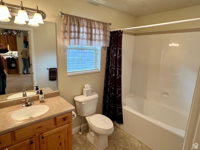 188 S 1970 W Unit L4, Lehi, UT 84043 - ensuite bathroom featuring vanity, baseboards, shower / bath combination with curtain, toilet, and connected bathroom