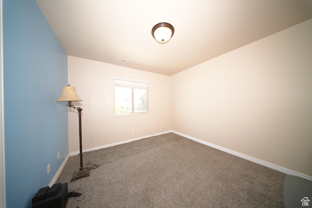 742 N Stonne Ln, Kaysville, UT 84037 - unfurnished room with dark carpet and baseboards
