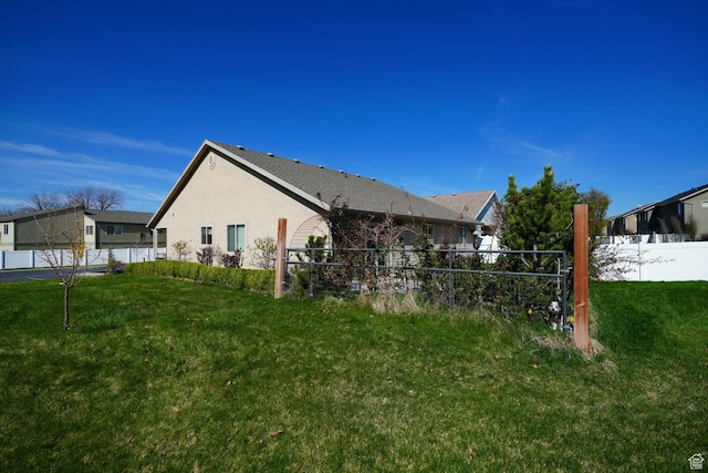 742 N Stonne Ln, Kaysville, UT 84037 - view of property exterior with stucco siding