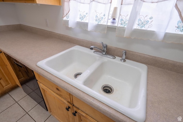 2163 W 127 S, Hurricane, UT 84737 - interior details featuring light countertops and a sink