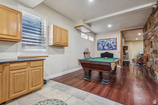 recreation room with recessed lighting, light wood-style flooring, billiards, and baseboards