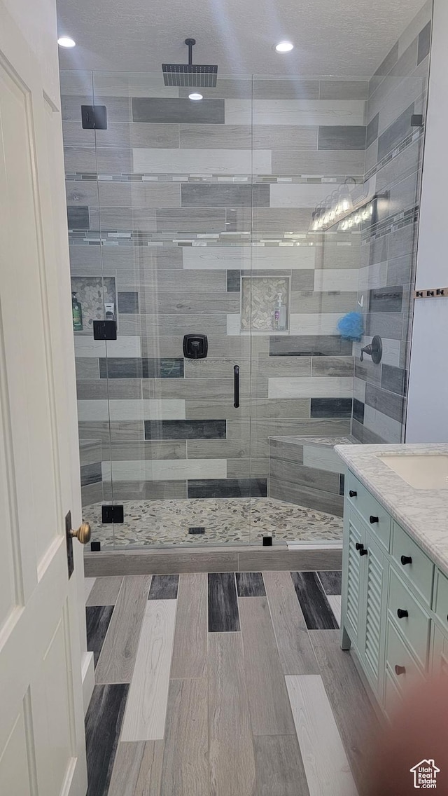 596 W 200 S, Vernal, UT 84078 - full bath featuring a stall shower and vanity