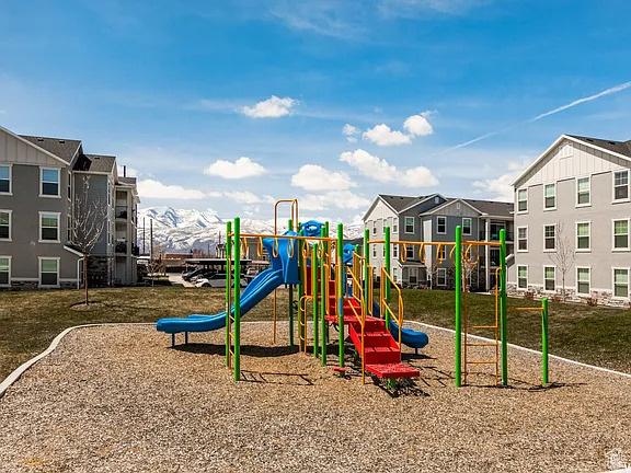1128 S 820 E Unit 7304, Heber City, UT 84032 - communal playground featuring a residential view