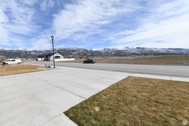 306 W 450 S, Ephraim, UT 84627 - view of grassy yard featuring a mountain view and driveway