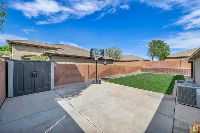 3231 S 300 W, Washington, UT 84780 - view of patio / terrace featuring a fenced backyard and central AC