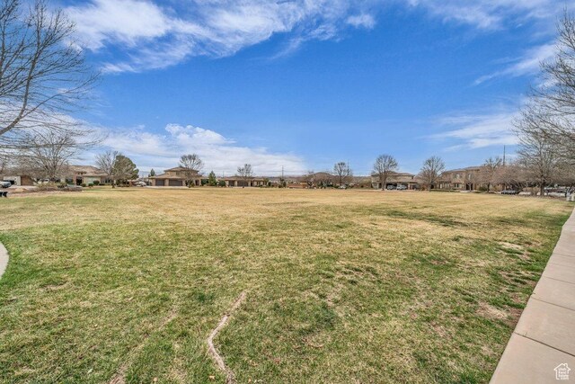 3231 S 300 W, Washington, UT 84780 - view of yard