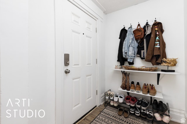 2516 S Orchard Ave, Ogden, UT 84401 - mudroom with wood finished floors