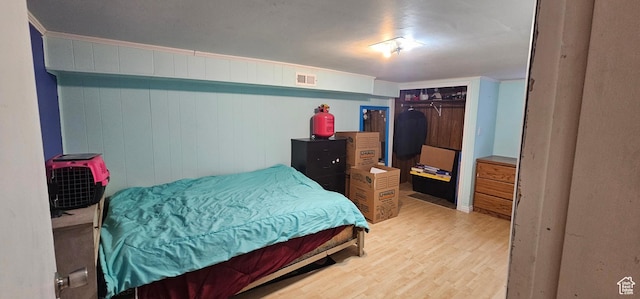 1433 W 2060 N, Helper, UT 84526 - bedroom featuring light wood-style flooring and a closet