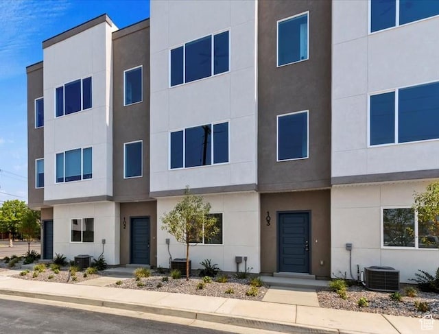 971 W 1700 S Unit 114, Salt Lake City, UT 84104 - view of property featuring central AC unit
