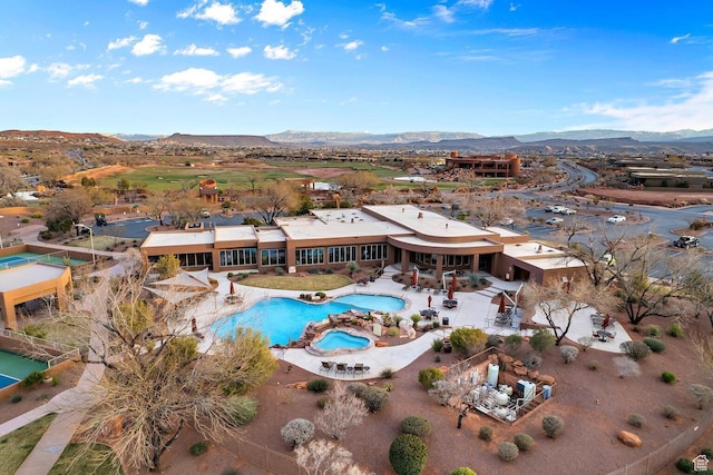 2336 W Entrada Trl Unit 44, St George, UT 84770 - view of property location with a pool and mountains