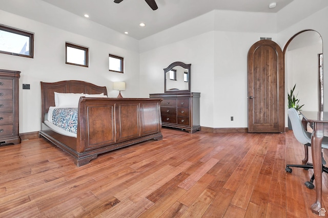 2336 W Entrada Trl Unit 44, St George, UT 84770 - bedroom featuring light wood-type flooring, baseboards, recessed lighting, and a ceiling fan