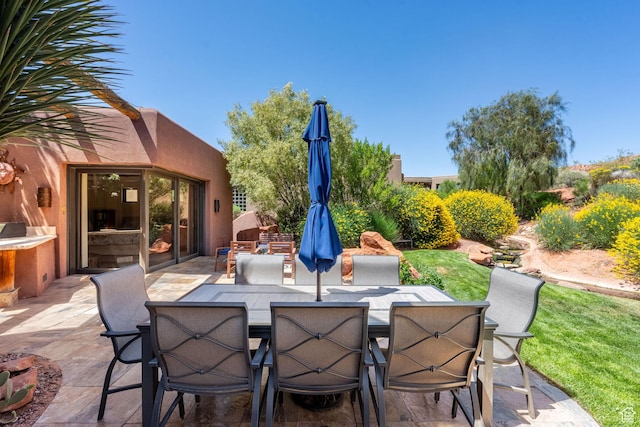 2336 W Entrada Trl Unit 44, St George, UT 84770 - view of patio / terrace with outdoor dining area