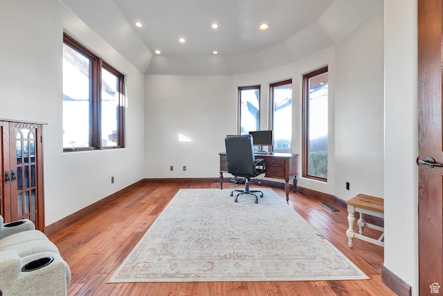 2336 W Entrada Trl Unit 44, St George, UT 84770 - office featuring plenty of natural light, light wood-style floors, baseboards, and recessed lighting