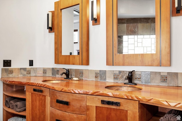 2336 W Entrada Trl Unit 44, St George, UT 84770 - bathroom with double vanity and tasteful backsplash