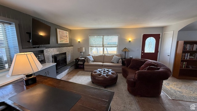 82 W 500 N, Vernal, UT 84078 - living area with a fireplace with raised hearth