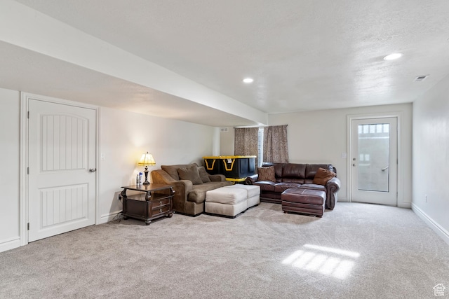 1251 N 2525 W, Clinton, UT 84015 - living room featuring carpet, visible vents, baseboards, recessed lighting, and a textured ceiling