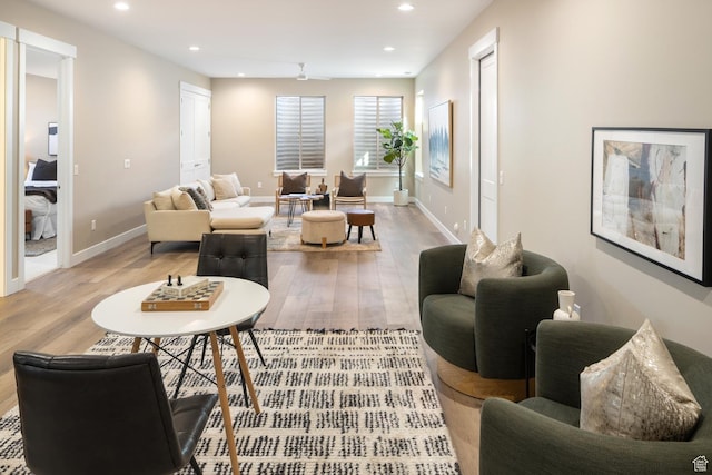 882 E 740 S, Salem, UT 84653 - living room with light wood-style floors, recessed lighting, and baseboards