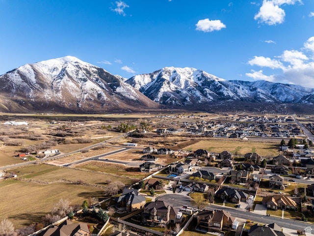 882 E 740 S, Salem, UT 84653 - mountain view with nearby suburban area