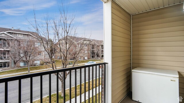3477 E Rdg Route Rd Unit 5, Eagle Mountain, UT 84005 - balcony featuring a residential view