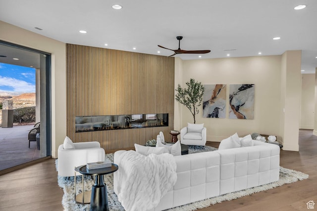 2031 E Cliff Point Dr, St George, UT 84790 - living area featuring recessed lighting, wood finished floors, baseboards, and ceiling fan