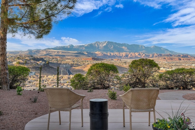 2031 E Cliff Point Dr, St George, UT 84790 - view of mountain feature
