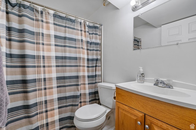 13105 S 2420 W, Riverton, UT 84065 - bathroom with toilet, vanity, and a shower with shower curtain