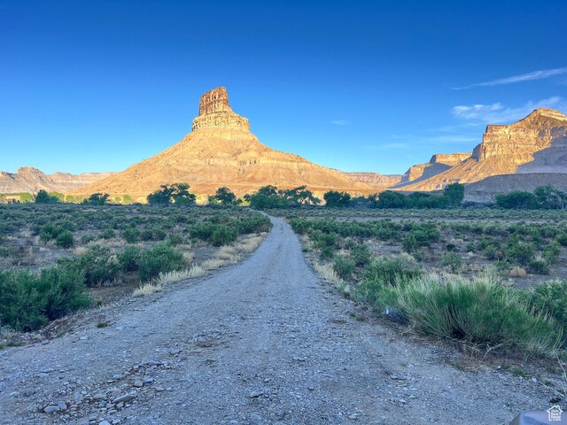 6100 Hastings Rd, Green River, UT 84525