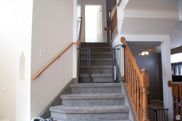 246 W 5000 S, Washington Terrace, UT 84405 - view of stairway