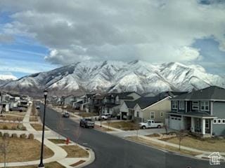 1843 E 970 N, Spanish Fork, UT 84660 - view of road featuring curbs, a residential view, street lights, and sidewalks