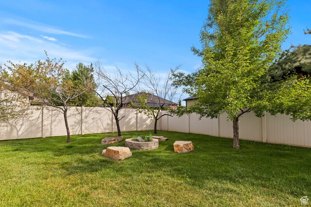 5927 Dartmouth Dr, Mountain Green, UT 84050 - view of yard