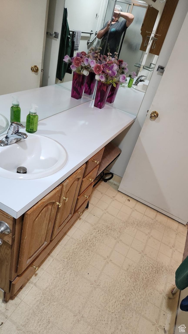 1981 W 3825 S, Roy, UT 84067 - bathroom featuring vanity and tile patterned floors